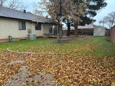 Tiny photo for 965 S 180 W, Hurricane, UT 84737 (MLS # 2129290)