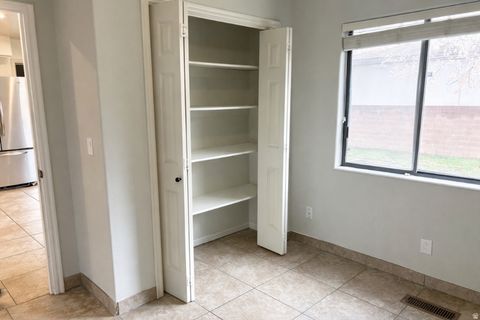 Tiny photo for 965 S 180 W, Hurricane, UT 84737 (MLS # 2129290)