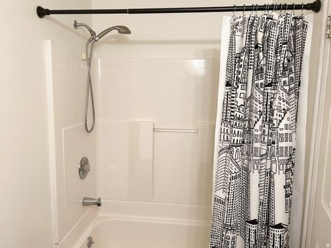 Tiny photo for 965 S 180 W, Hurricane, UT 84737 (MLS # 2129290)