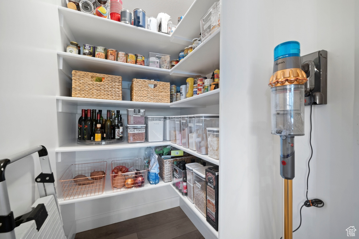 PROSPECTOR PLACE - Residential