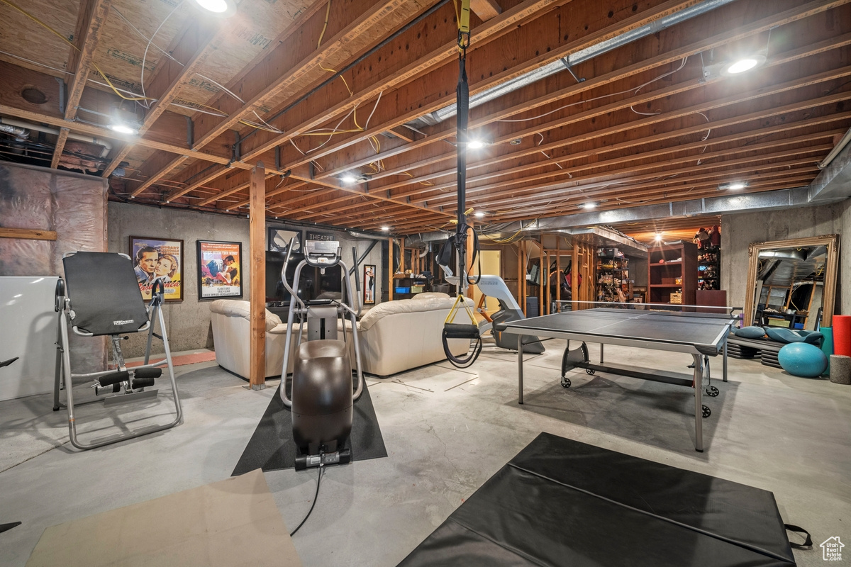 PROSPECTOR PLACE - Residential