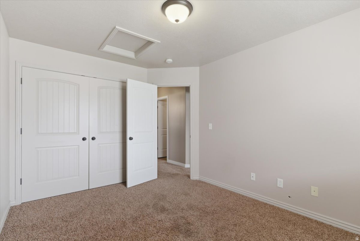 CAMELOT COVE - Residential