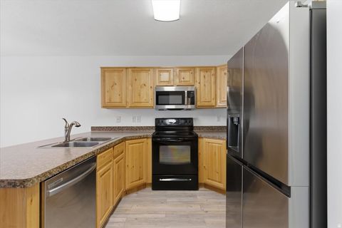 Tiny photo for 1121 W LANCELOT LN, West Haven, UT 84401 (MLS # 2159503)