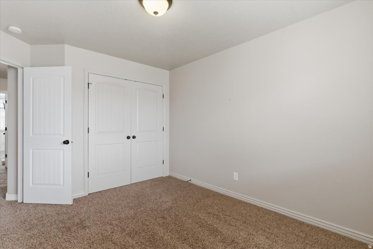 CAMELOT COVE - Residential