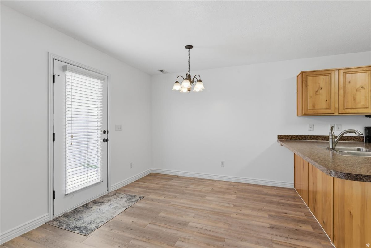 CAMELOT COVE - Residential