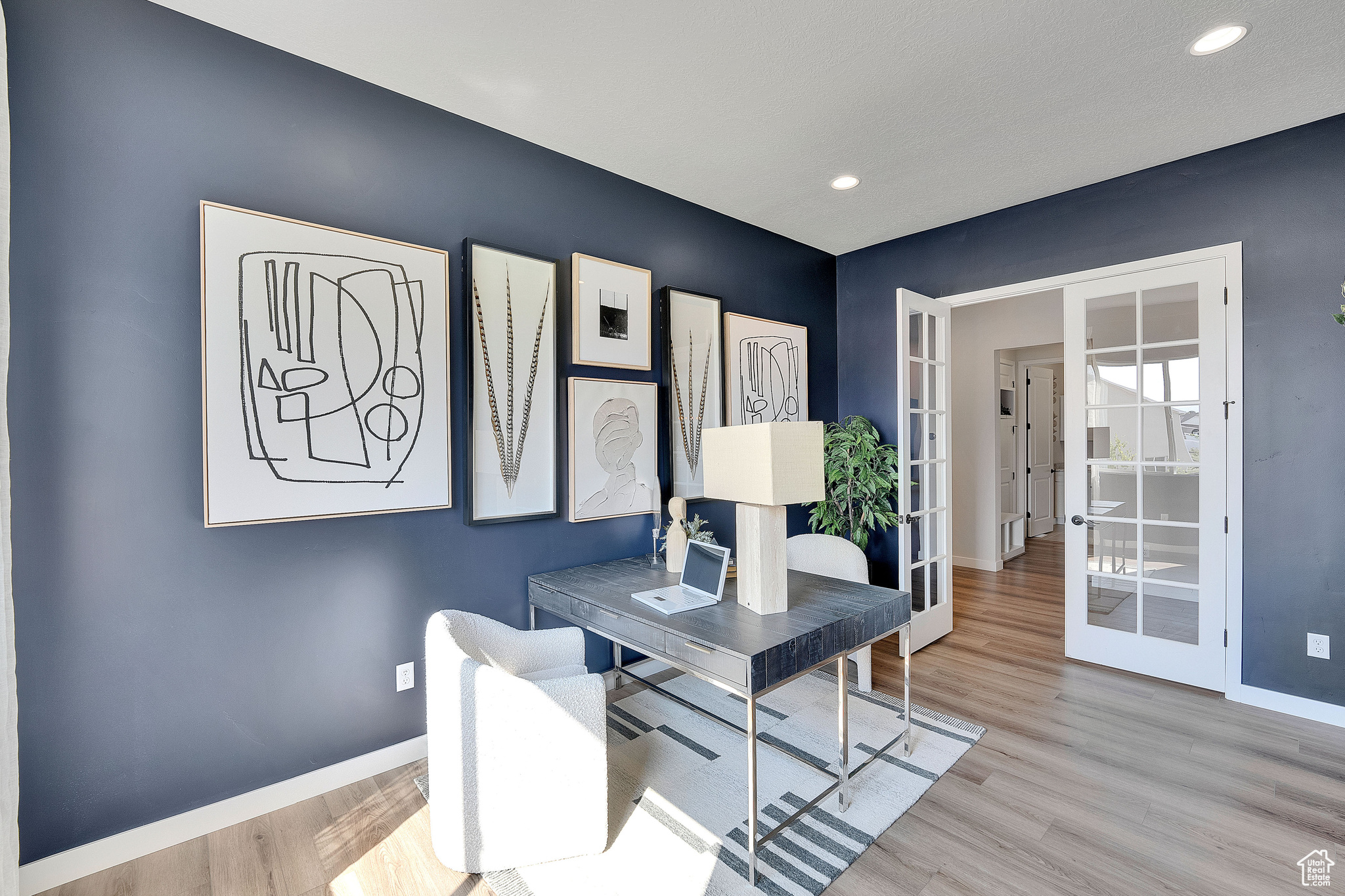 ASHLAR COVE - Residential