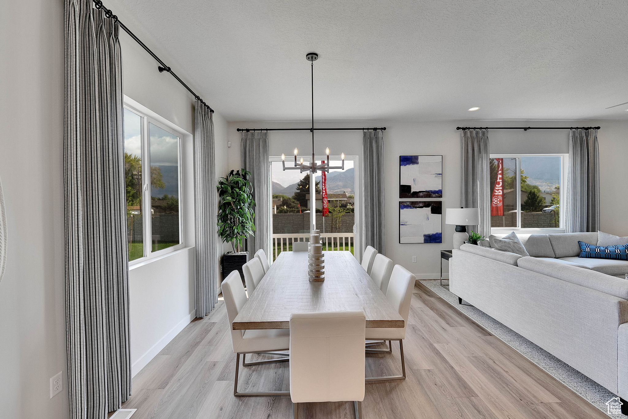 ASHLAR COVE - Residential