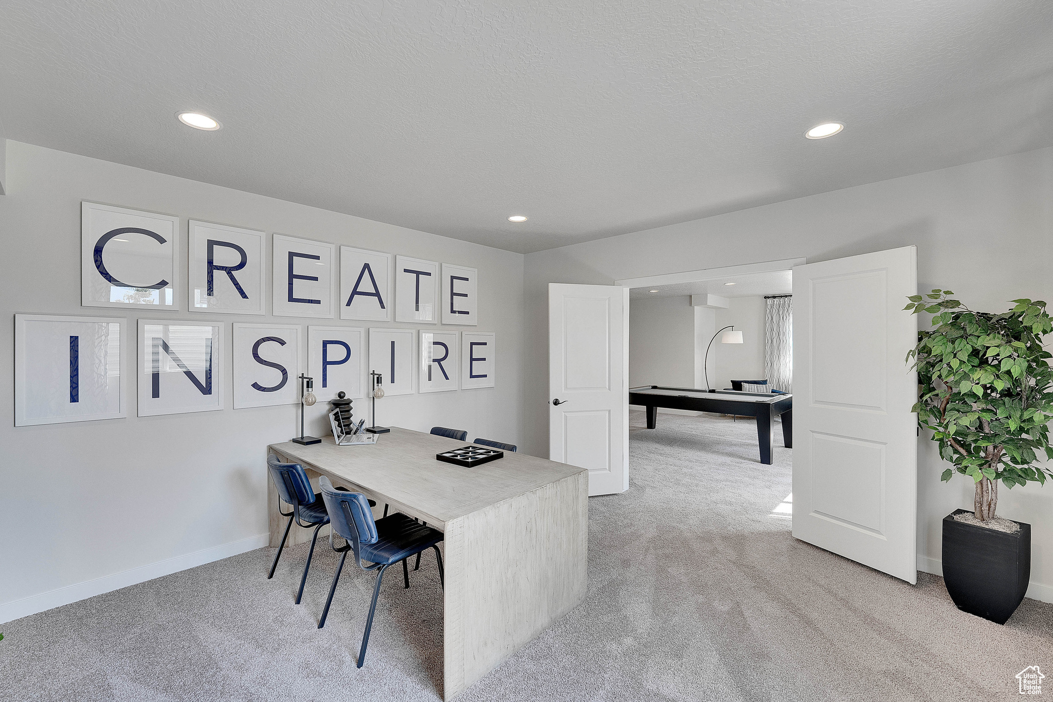 ASHLAR COVE - Residential