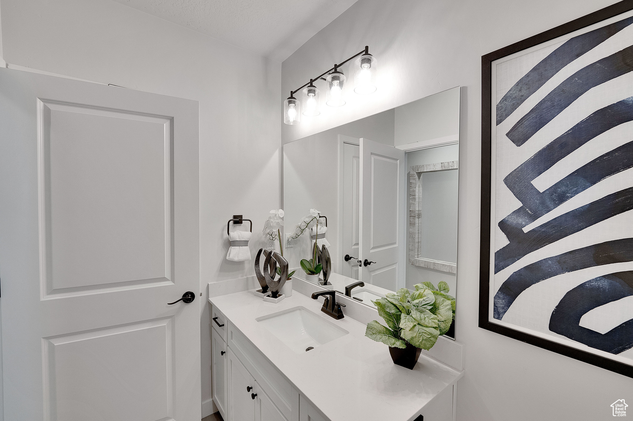 ASHLAR COVE - Residential