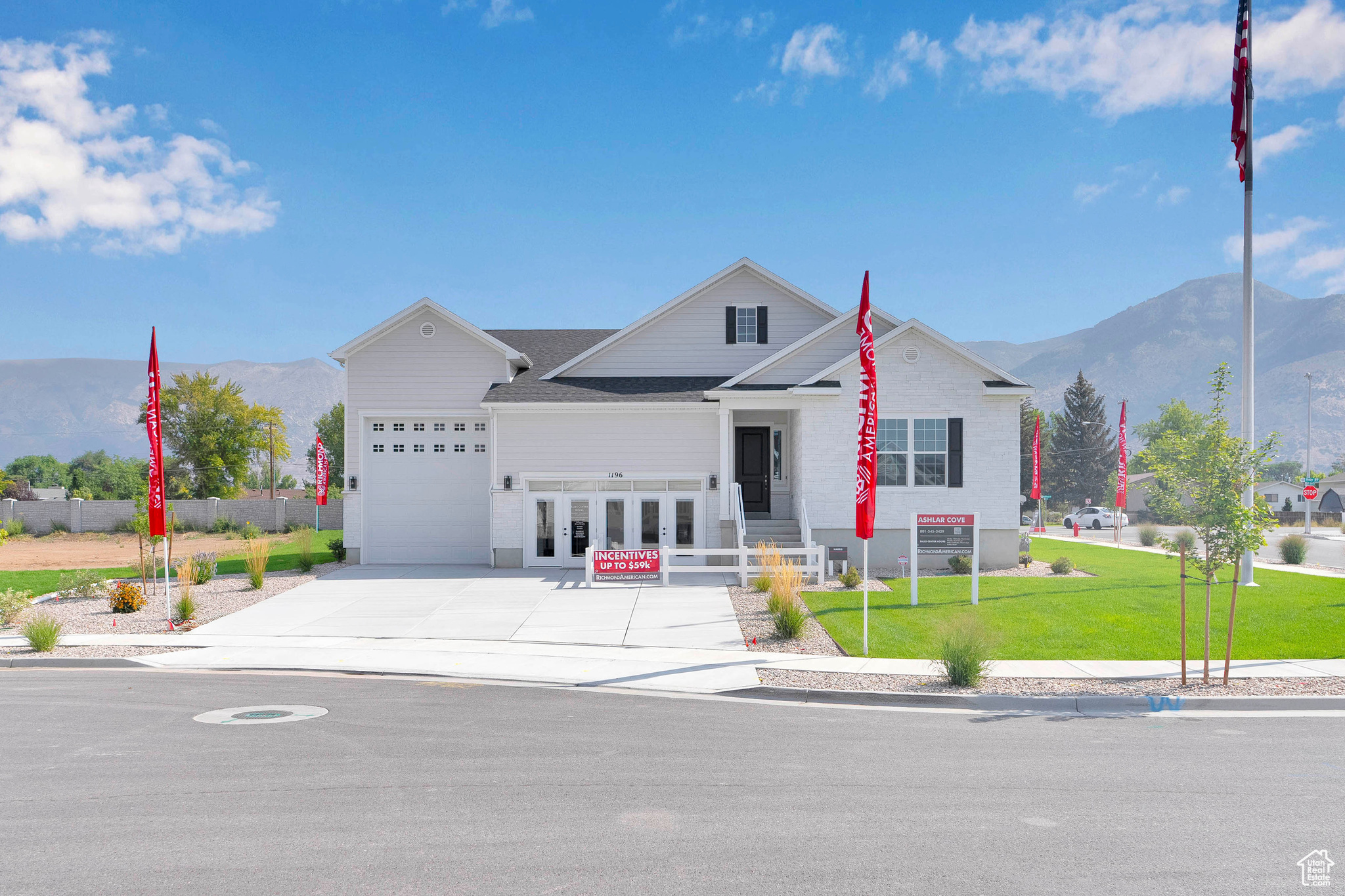 ASHLAR COVE - Residential