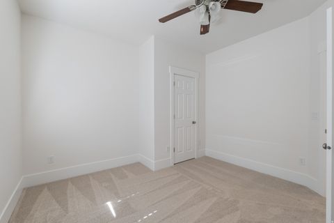 Tiny photo for 1488 W DIAMOND DR, Saint George, UT 84770 (MLS # 2133707)