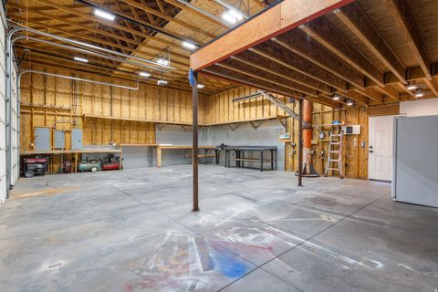 Tiny photo for 1488 W DIAMOND DR, Saint George, UT 84770 (MLS # 2133707)