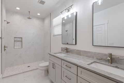 Tiny photo for 1488 W DIAMOND DR, Saint George, UT 84770 (MLS # 2133707)