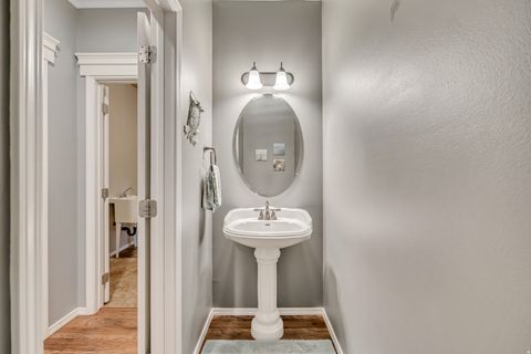 Tiny photo for 515 S RIVER WAY Way W, Lehi, UT 84043 (MLS # 2139162)