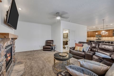 Tiny photo for 515 S RIVER WAY Way W, Lehi, UT 84043 (MLS # 2139162)