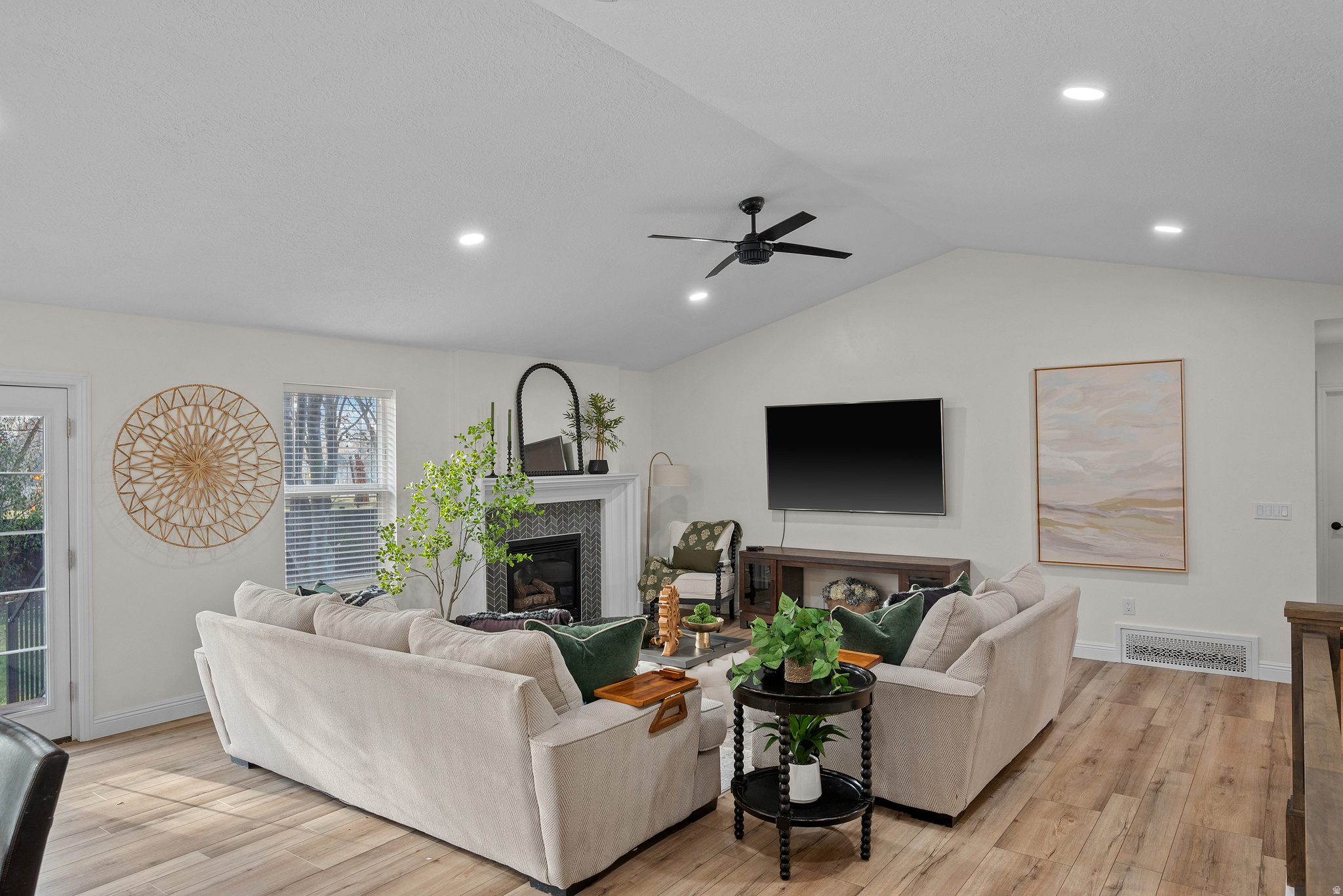 PHEASANT RUN - Residential