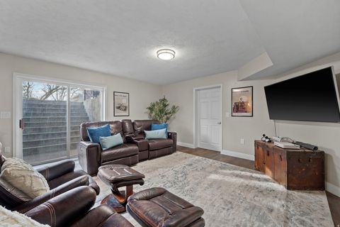 Tiny photo for 978 S 1375 E, Springville, UT 84663 (MLS # 2132529)