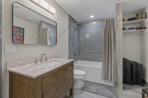 Tiny photo for 978 S 1375 E, Springville, UT 84663 (MLS # 2132529)