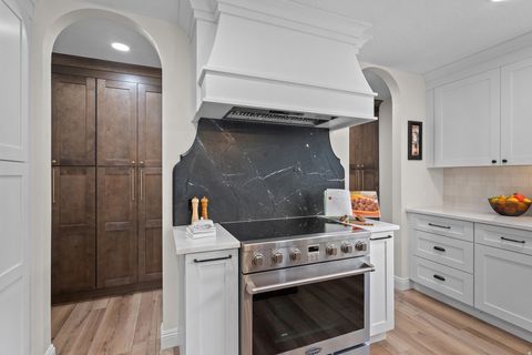 Tiny photo for 978 S 1375 E, Springville, UT 84663 (MLS # 2132529)