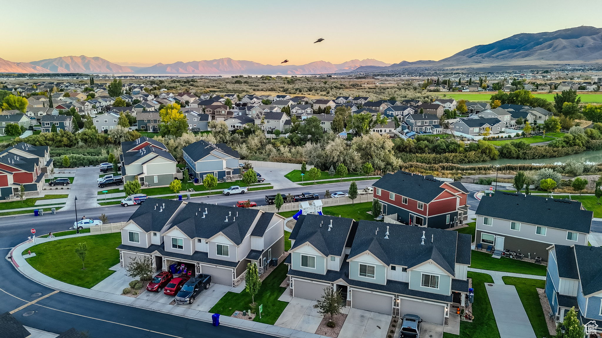 RIVER BEND TOWNHOMES - Residential