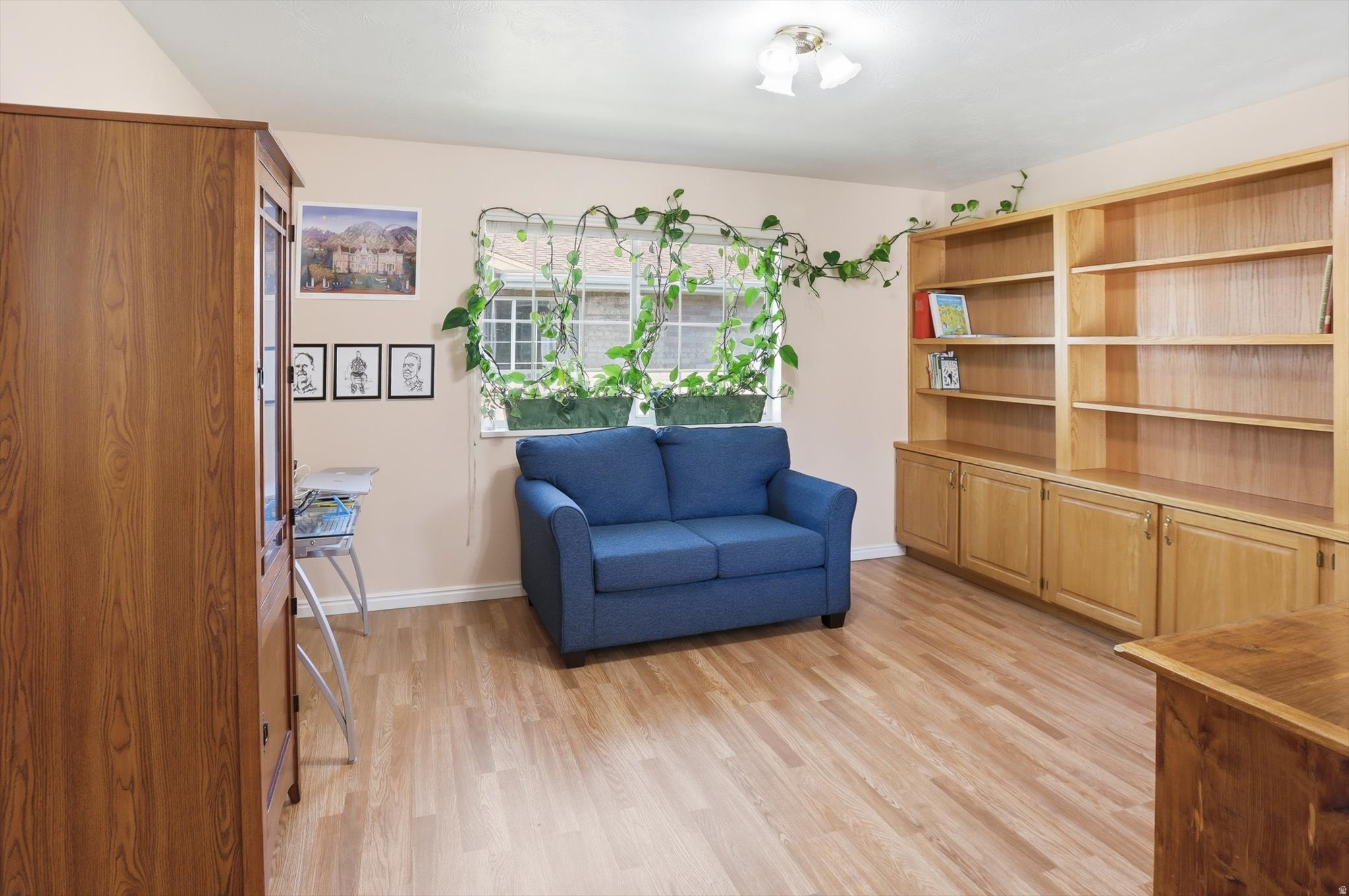 LAKECREST - Residential