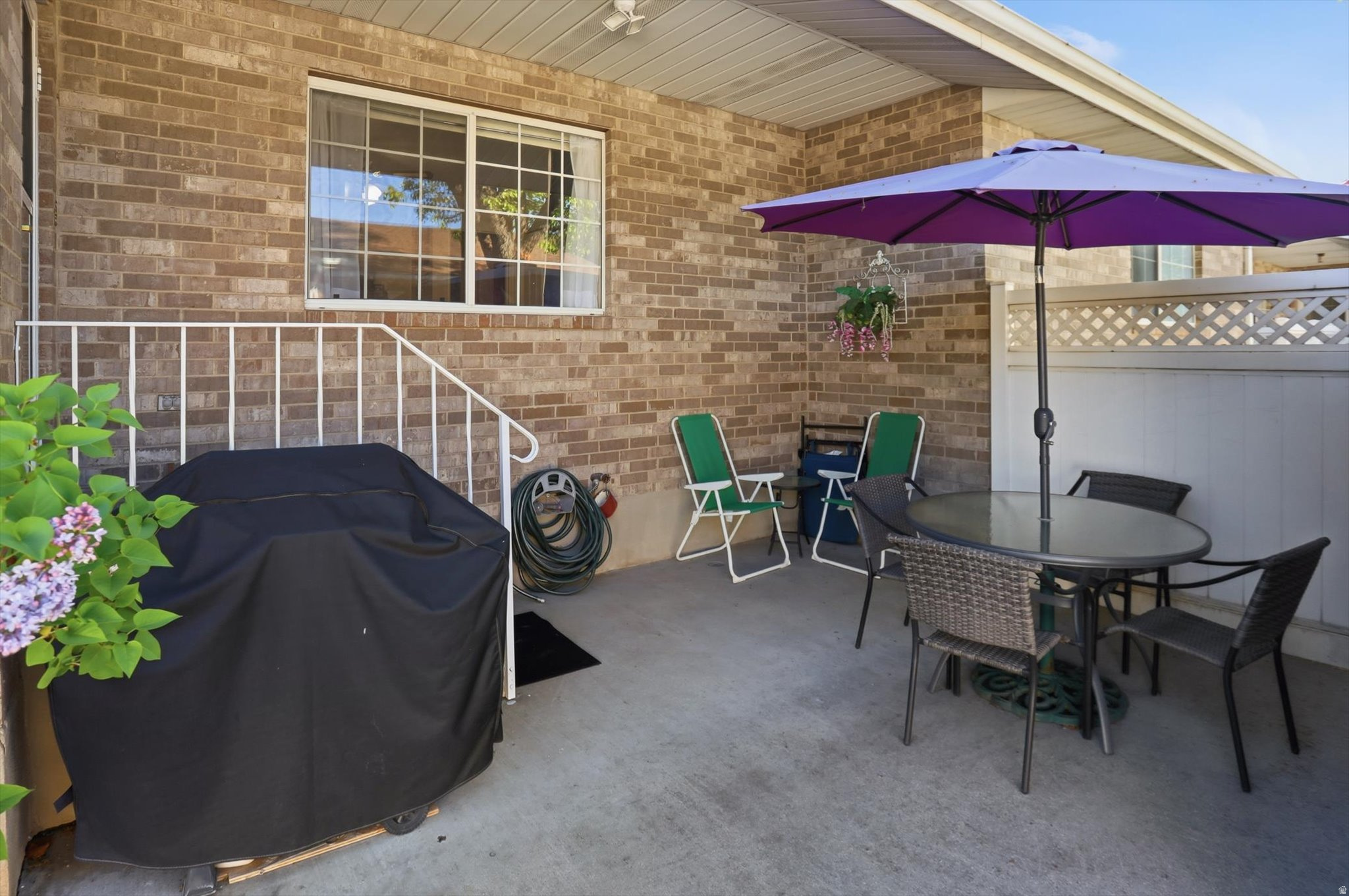 LAKECREST - Residential