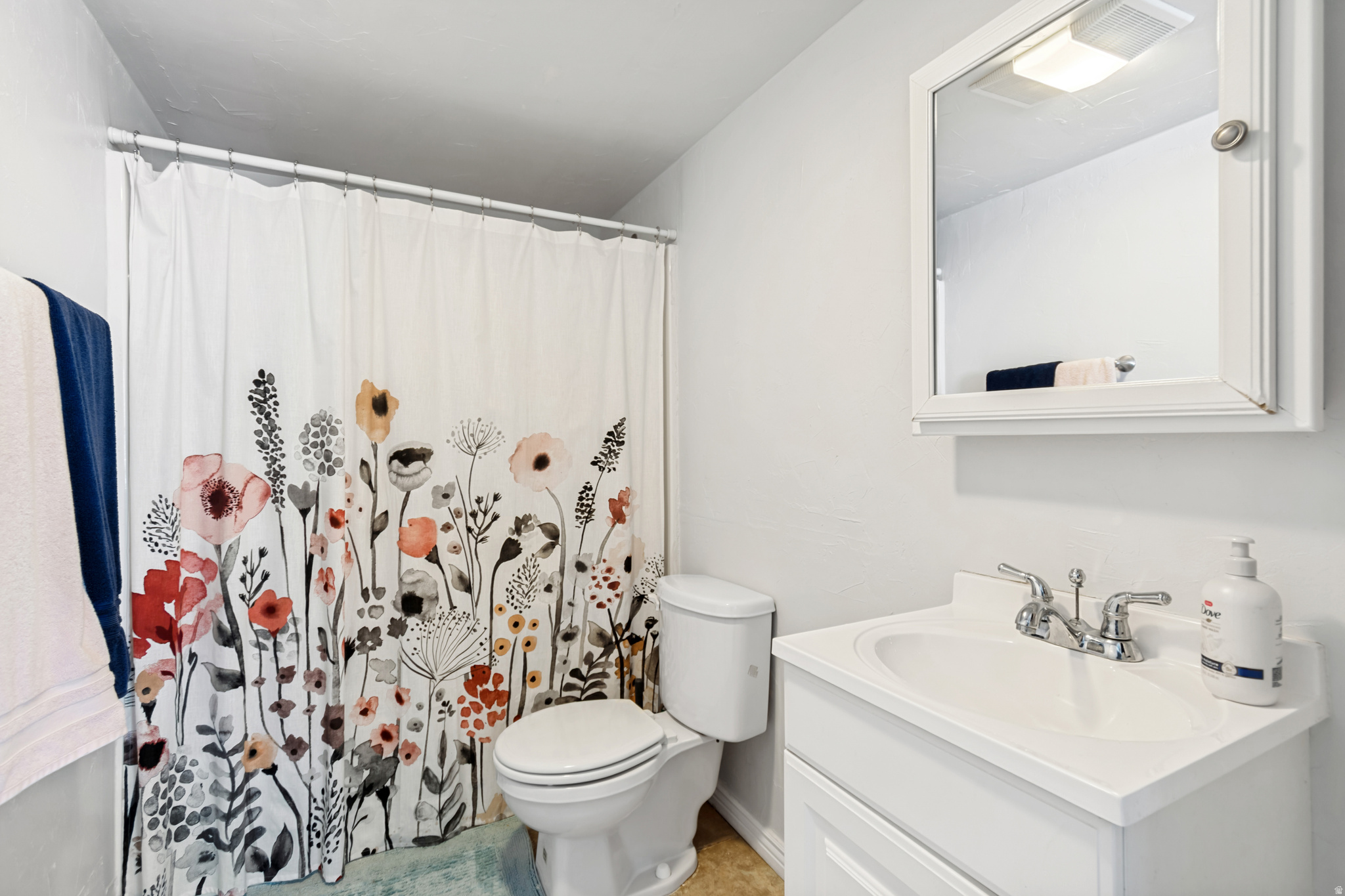 POINTE MEADOWS - Residential