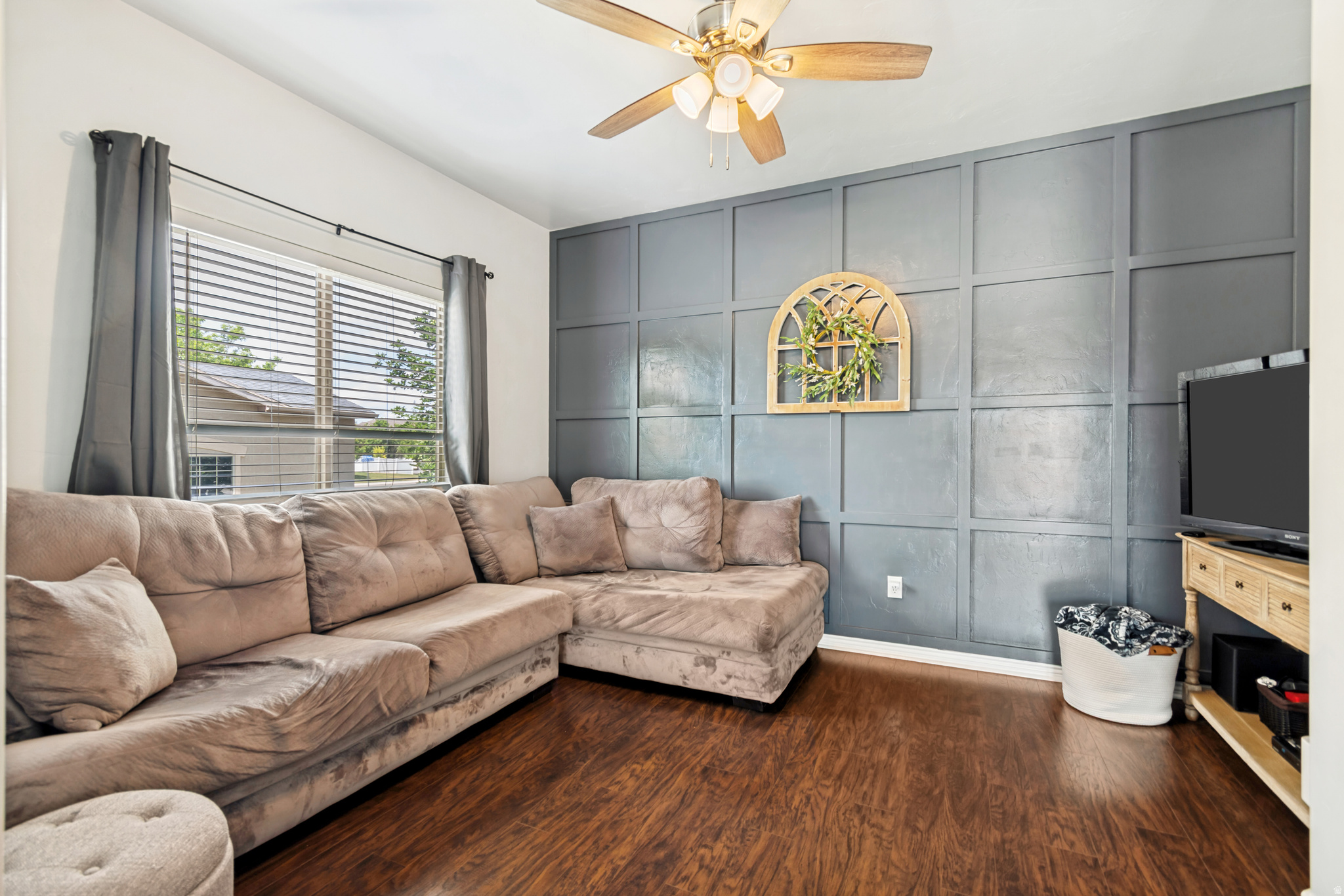 POINTE MEADOWS - Residential