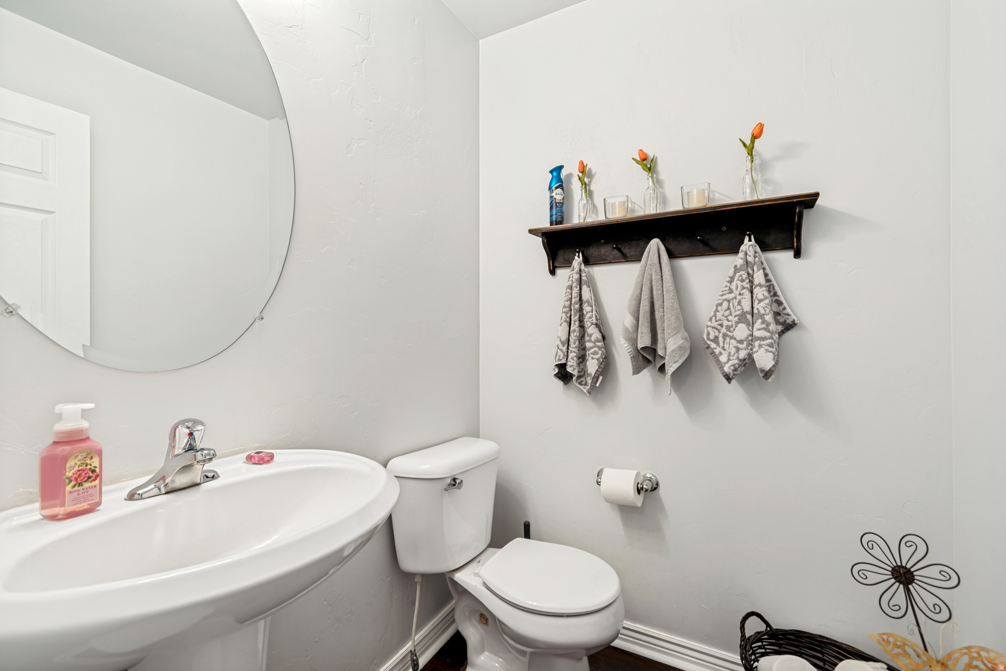 POINTE MEADOWS - Residential