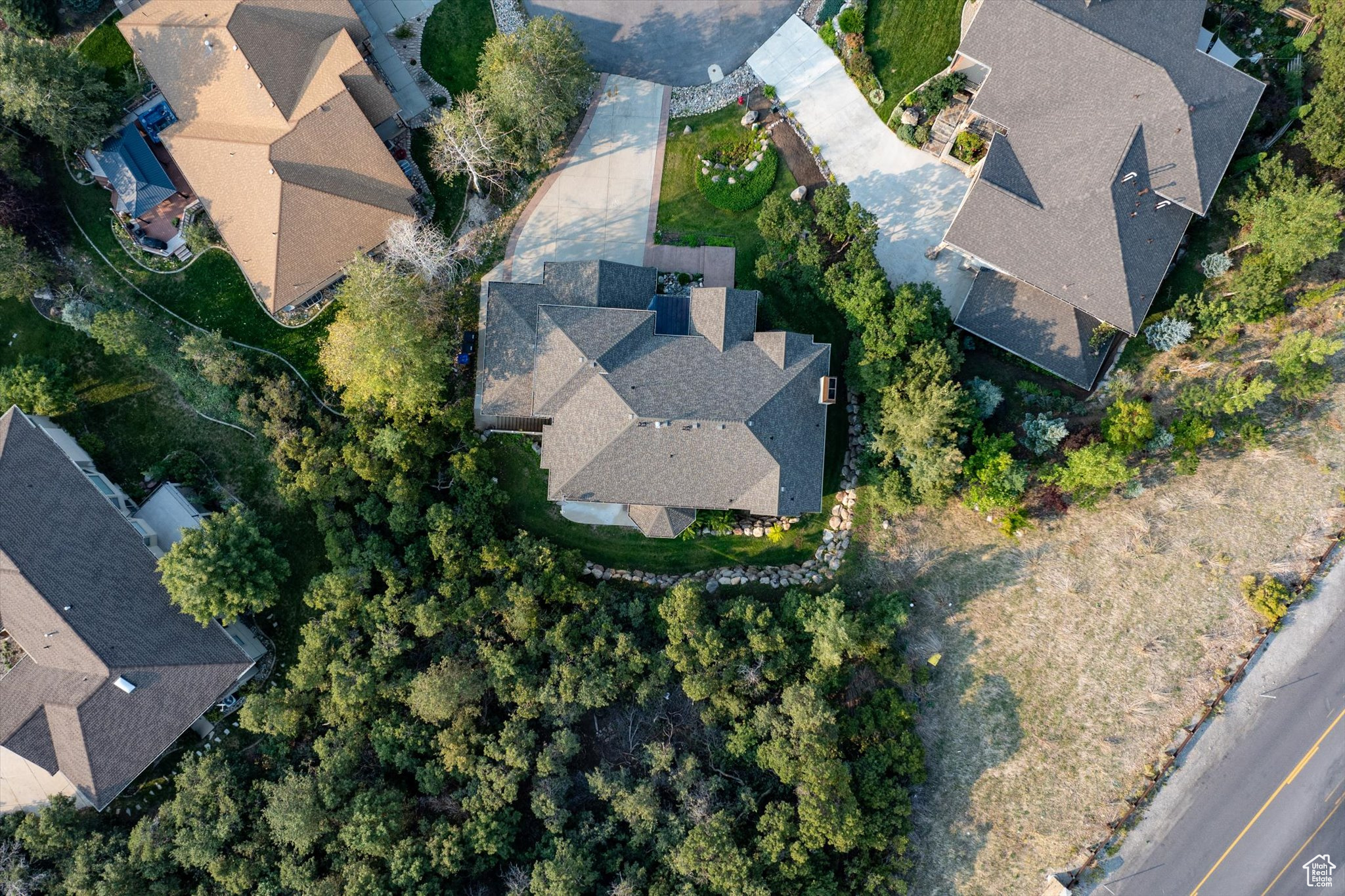 SUNCREST - THE POINT - Residential