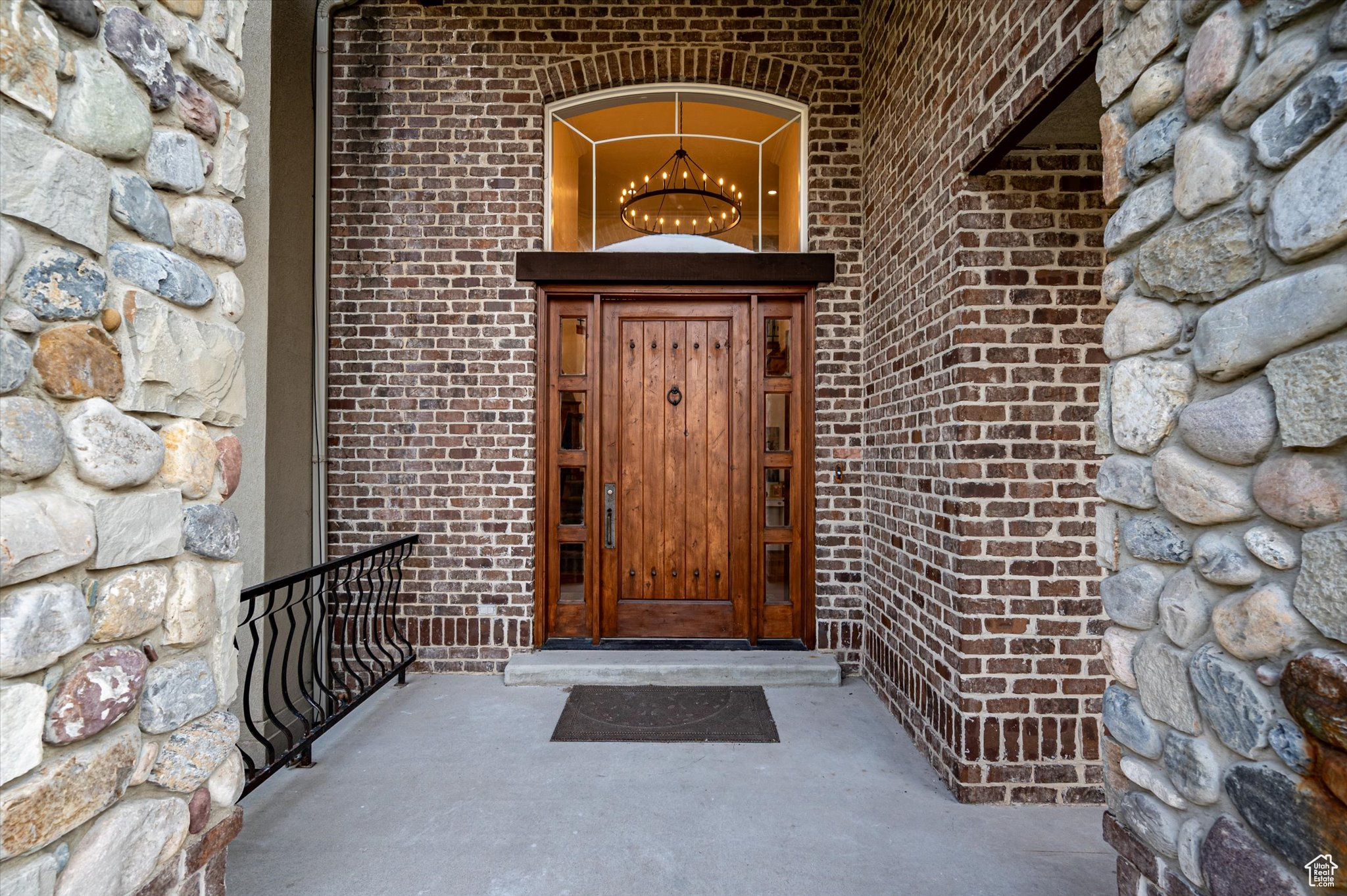 SUNCREST - THE POINT - Residential