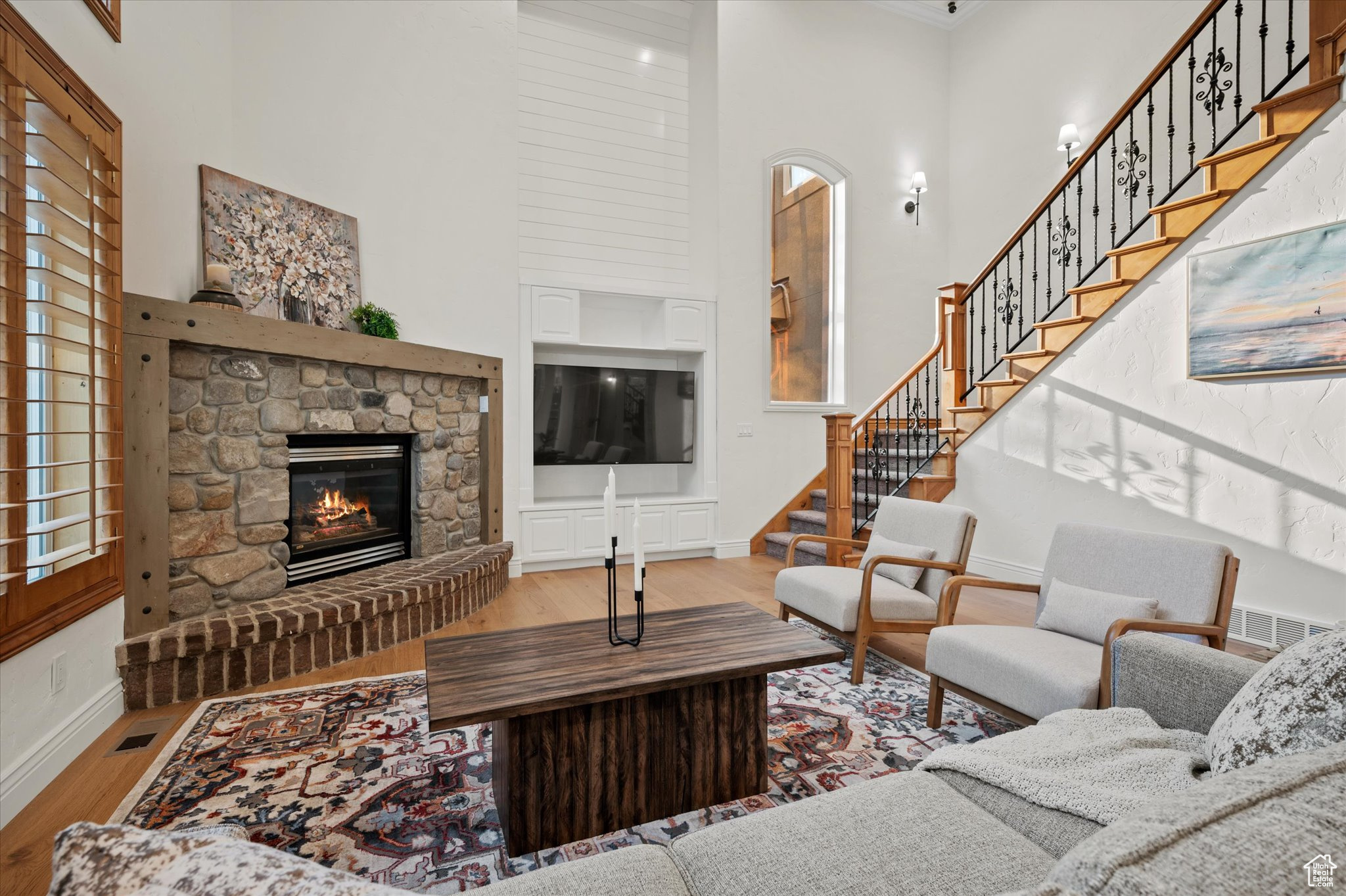 SUNCREST - THE POINT - Residential