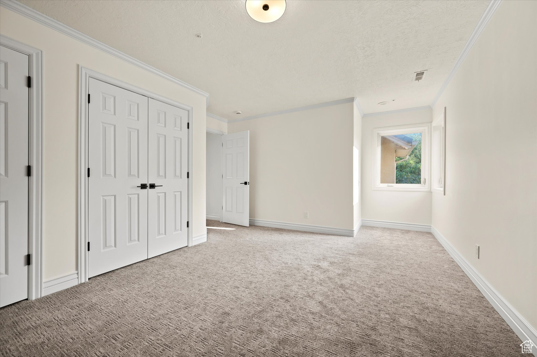 SUNCREST - THE POINT - Residential