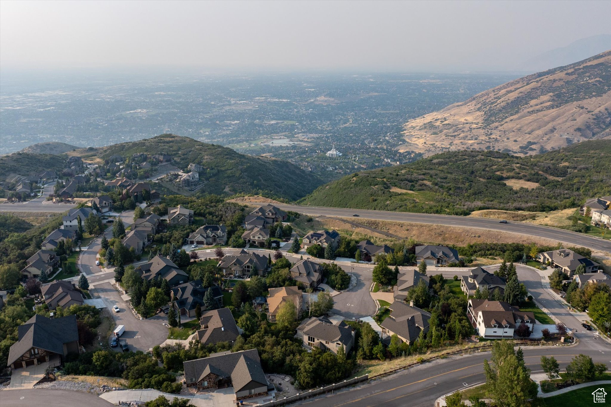 SUNCREST - THE POINT - Residential