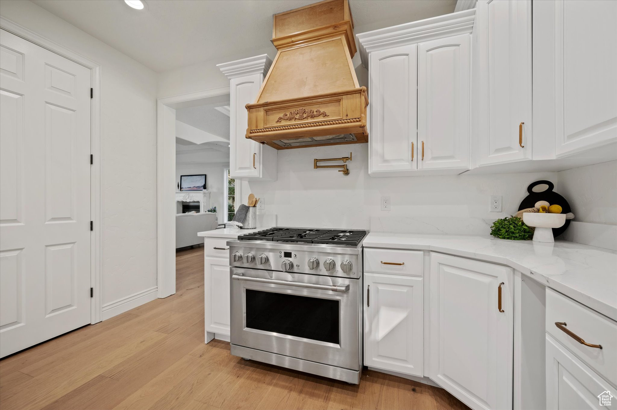 SUNCREST - THE POINT - Residential