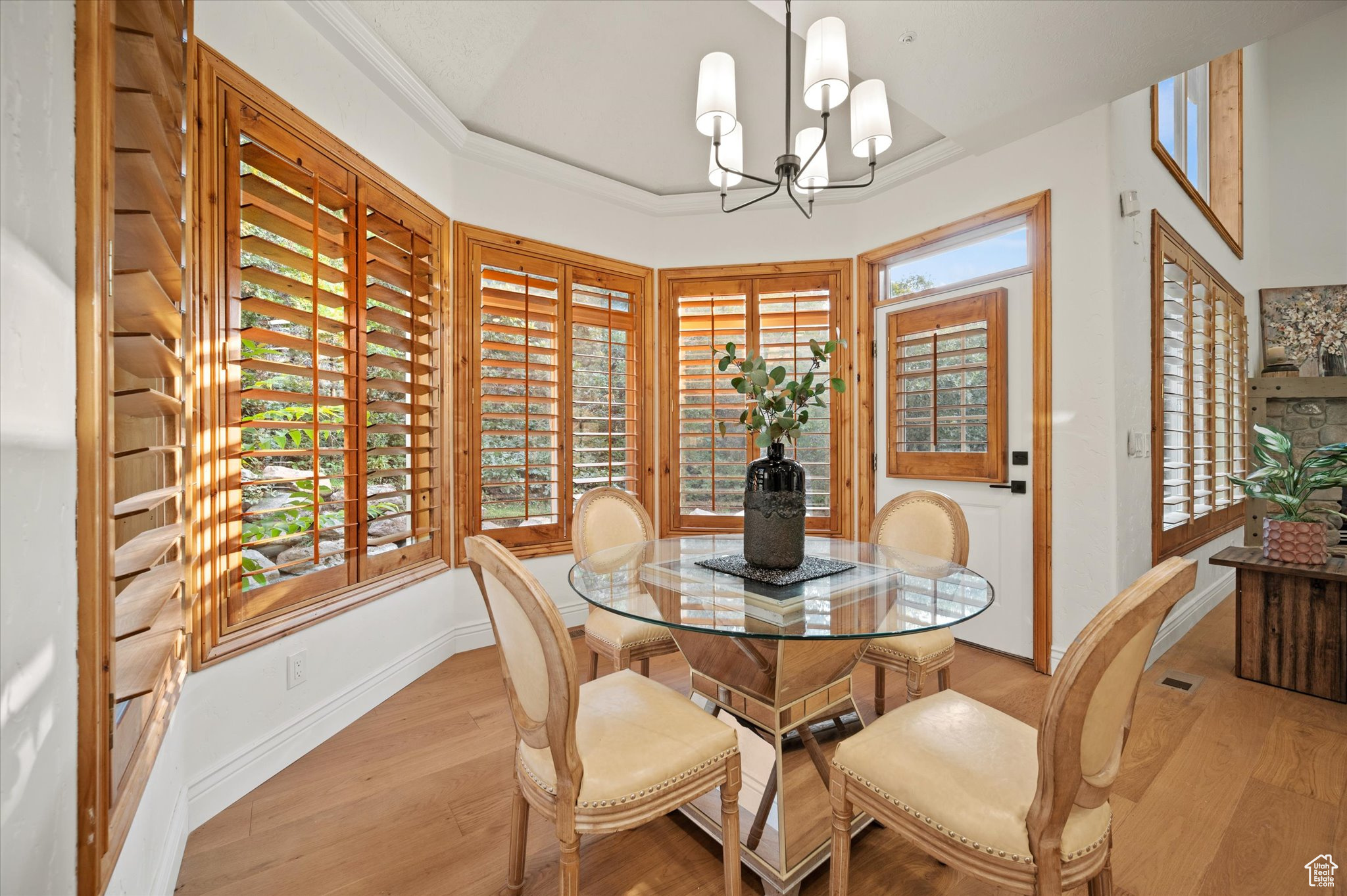 SUNCREST - THE POINT - Residential