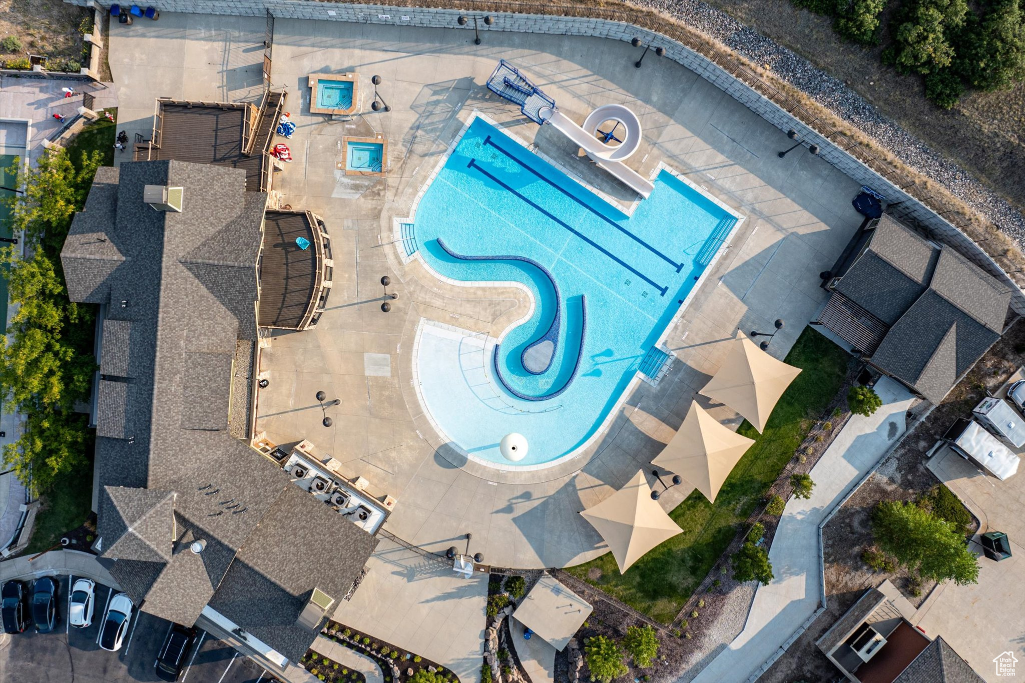 SUNCREST - THE POINT - Residential