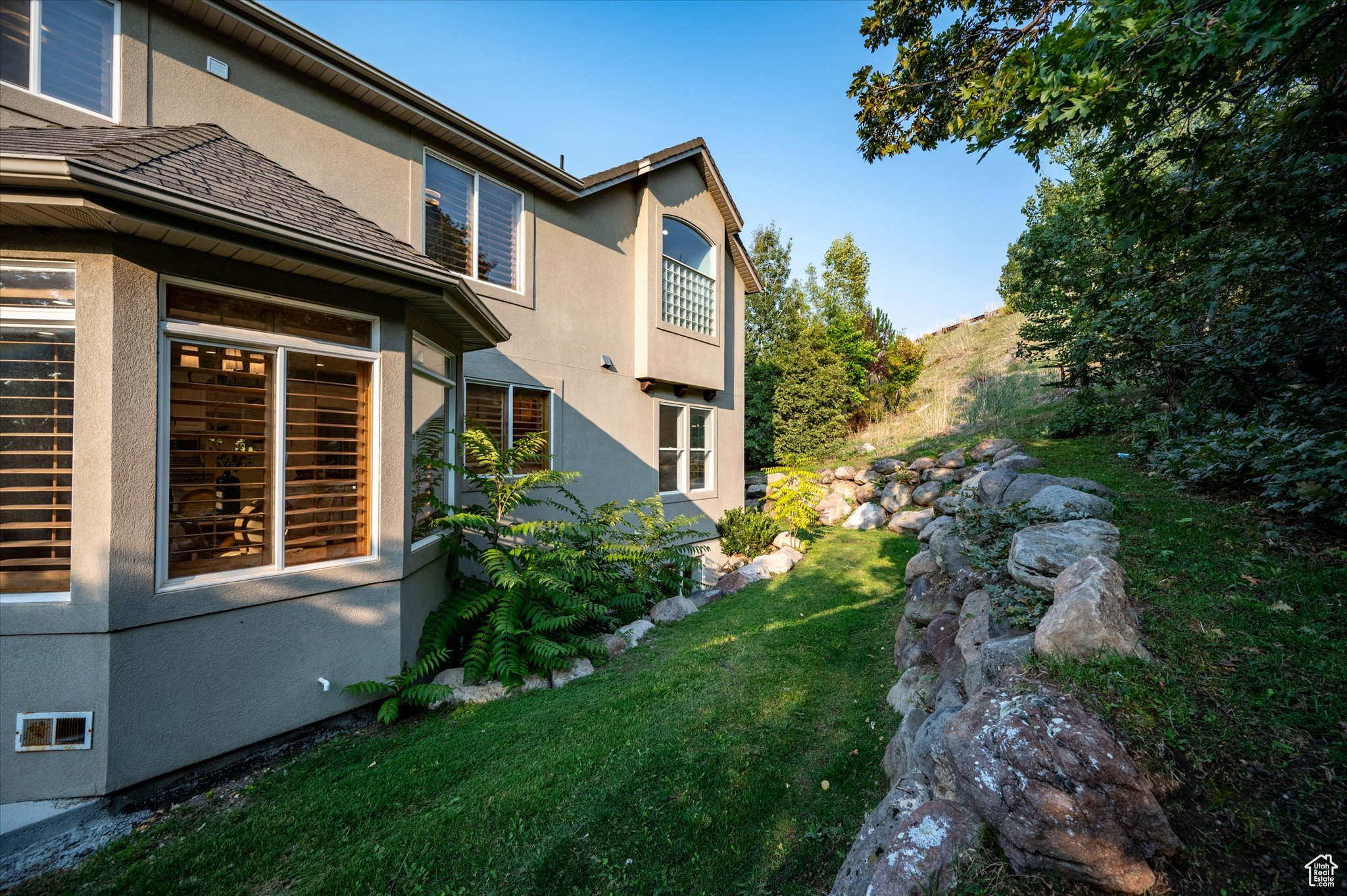 SUNCREST - THE POINT - Residential