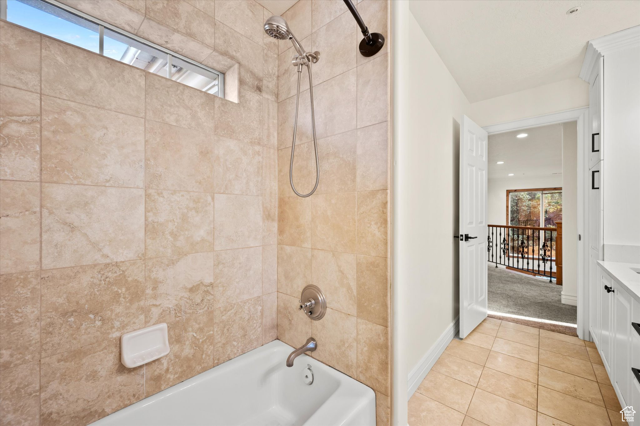 SUNCREST - THE POINT - Residential