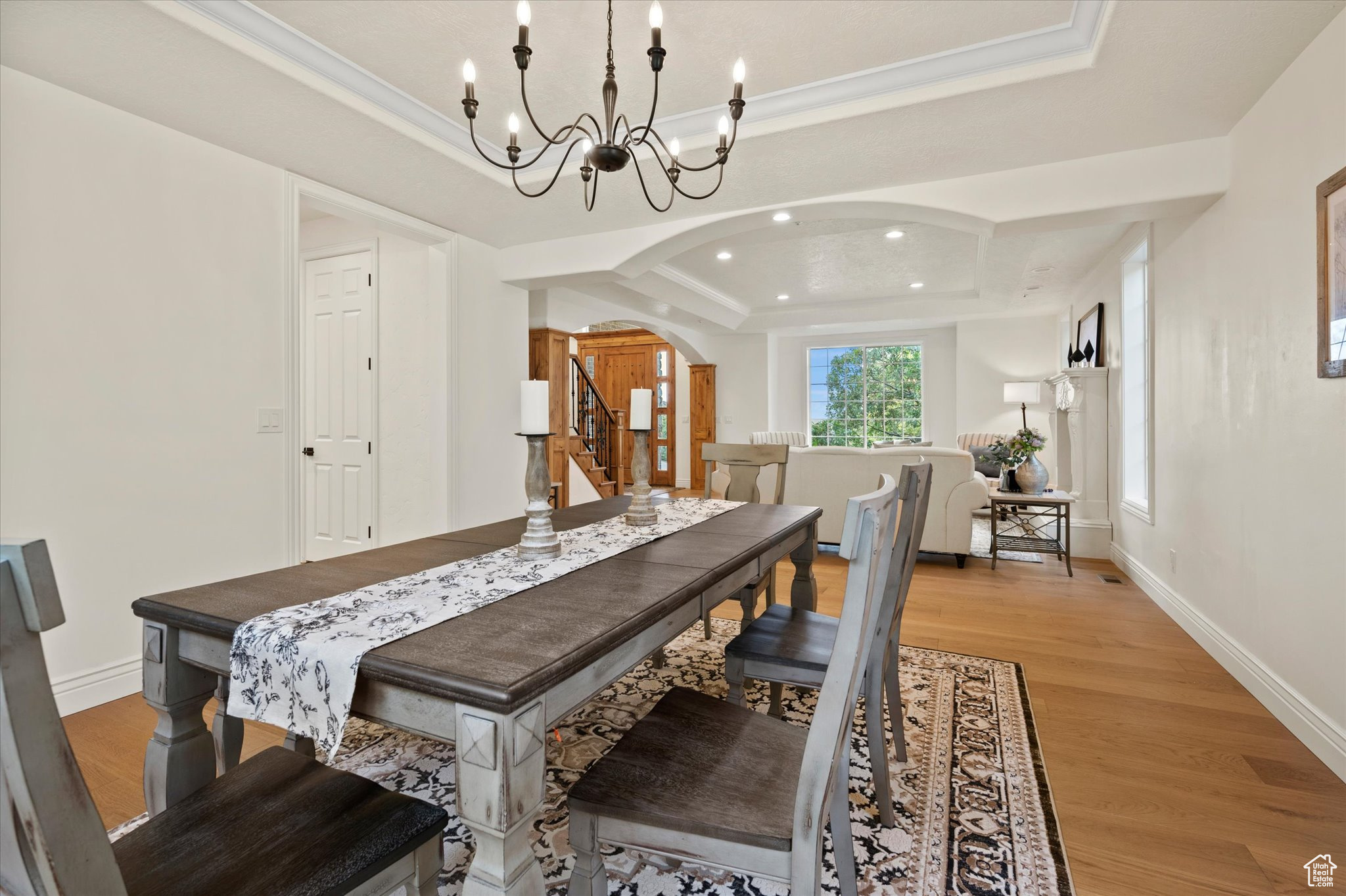 SUNCREST - THE POINT - Residential