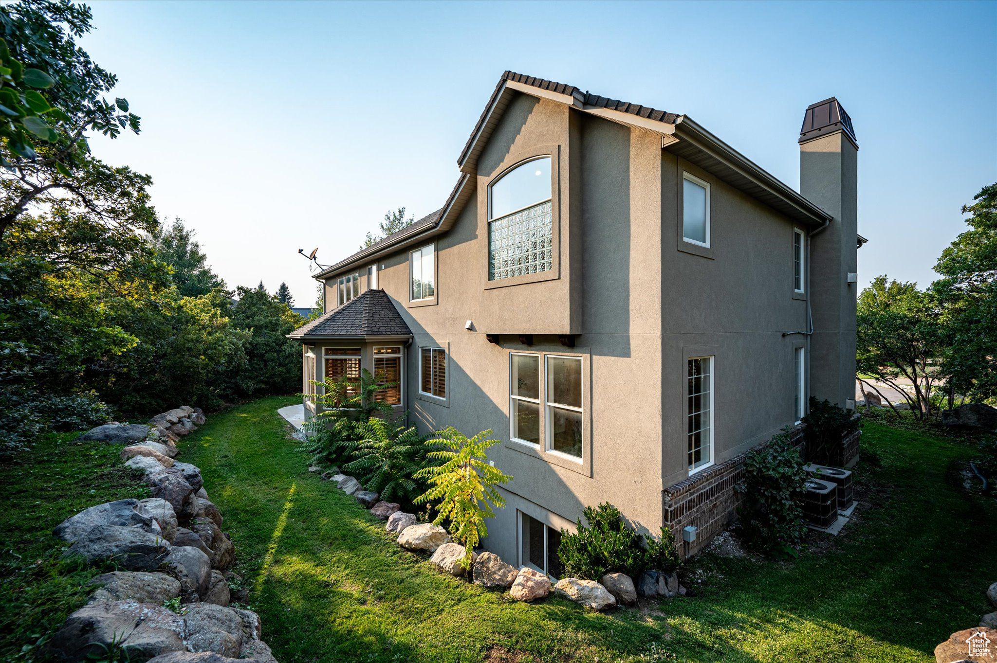 SUNCREST - THE POINT - Residential