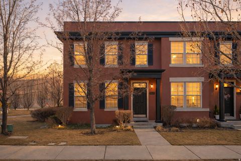 Photo of 10637 S OQUIRRH LAKE RD, South Jordan, UT 84009 (MLS # 2135226)