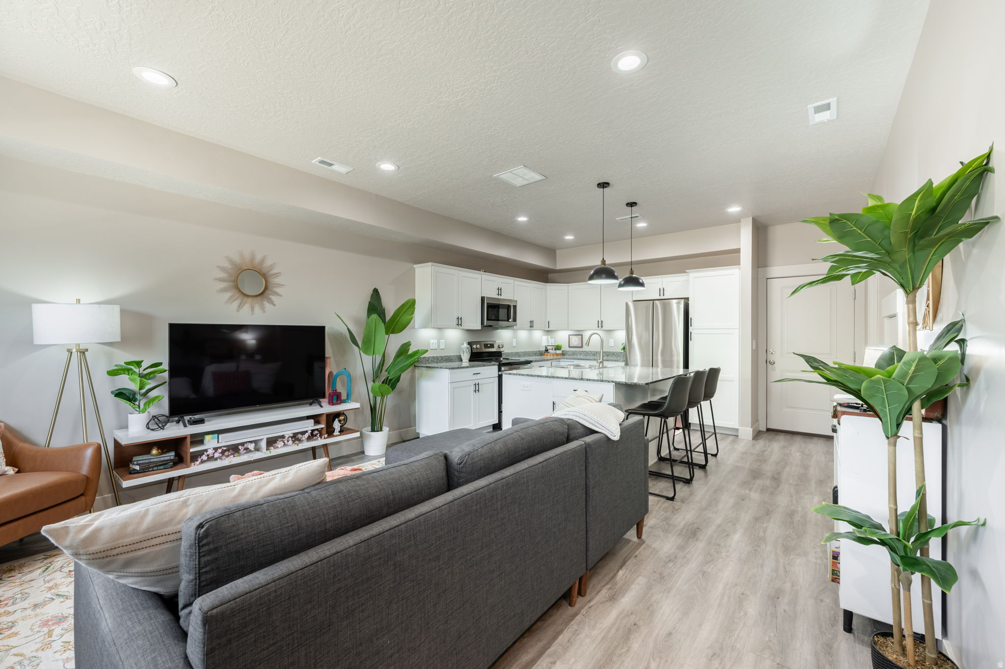 SUNSET TOWNHOMES - Residential