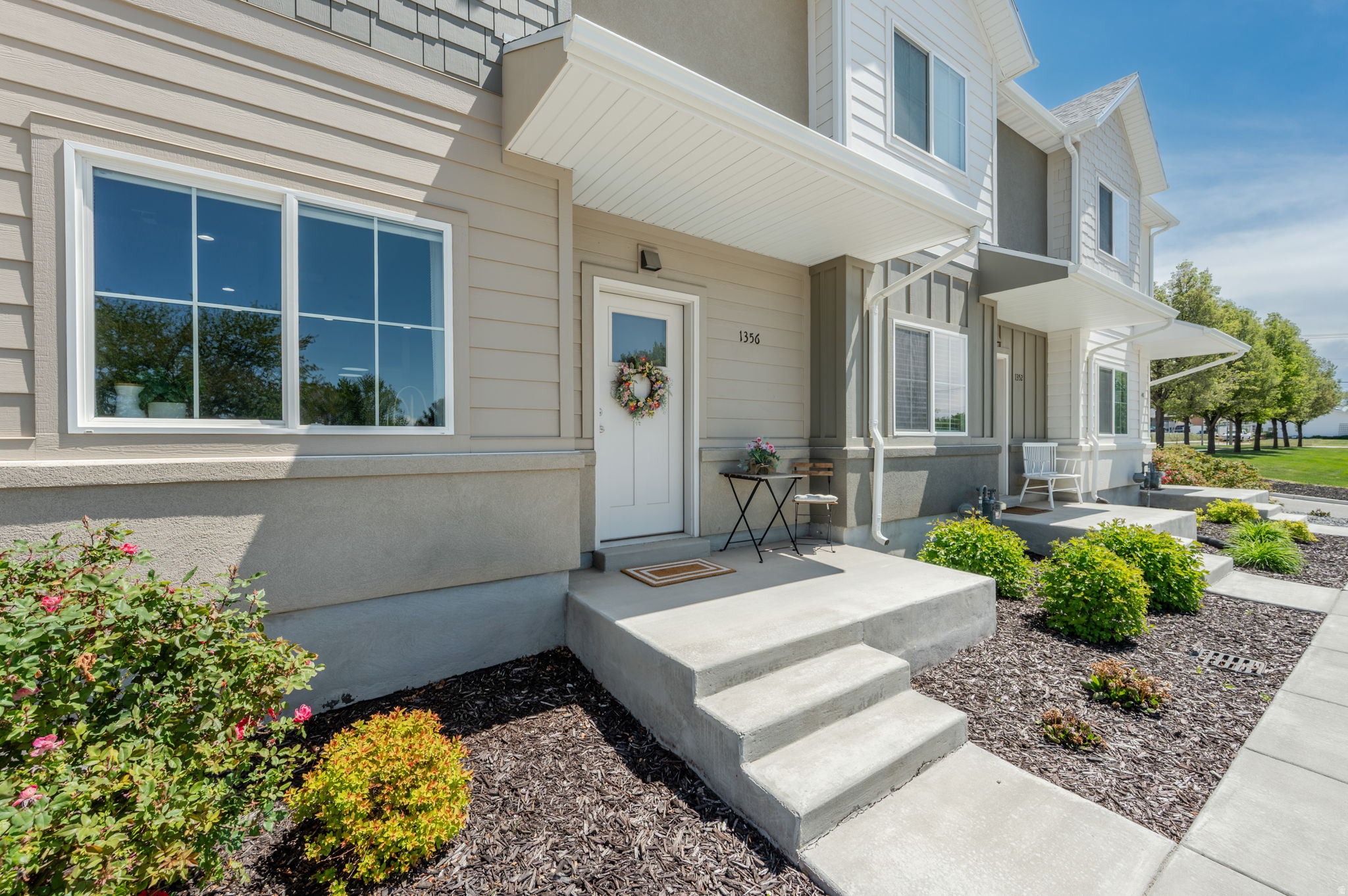 SUNSET TOWNHOMES - Residential