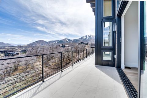 Tiny photo for 1561 W CRYSTAL VIEW CT #24, Heber City, UT 84032 (MLS # 2148040)