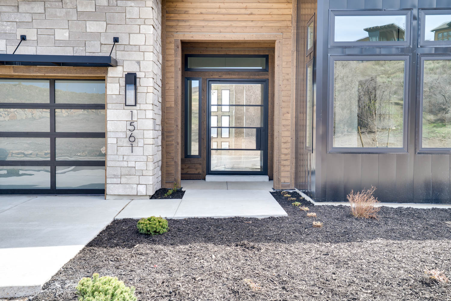 AMANTI LAGO - Residential