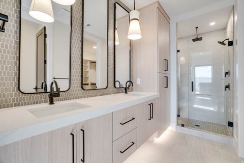 Tiny photo for 1561 W CRYSTAL VIEW CT #24, Heber City, UT 84032 (MLS # 2148040)