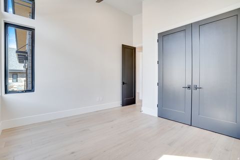 Tiny photo for 1561 W CRYSTAL VIEW CT #24, Heber City, UT 84032 (MLS # 2148040)