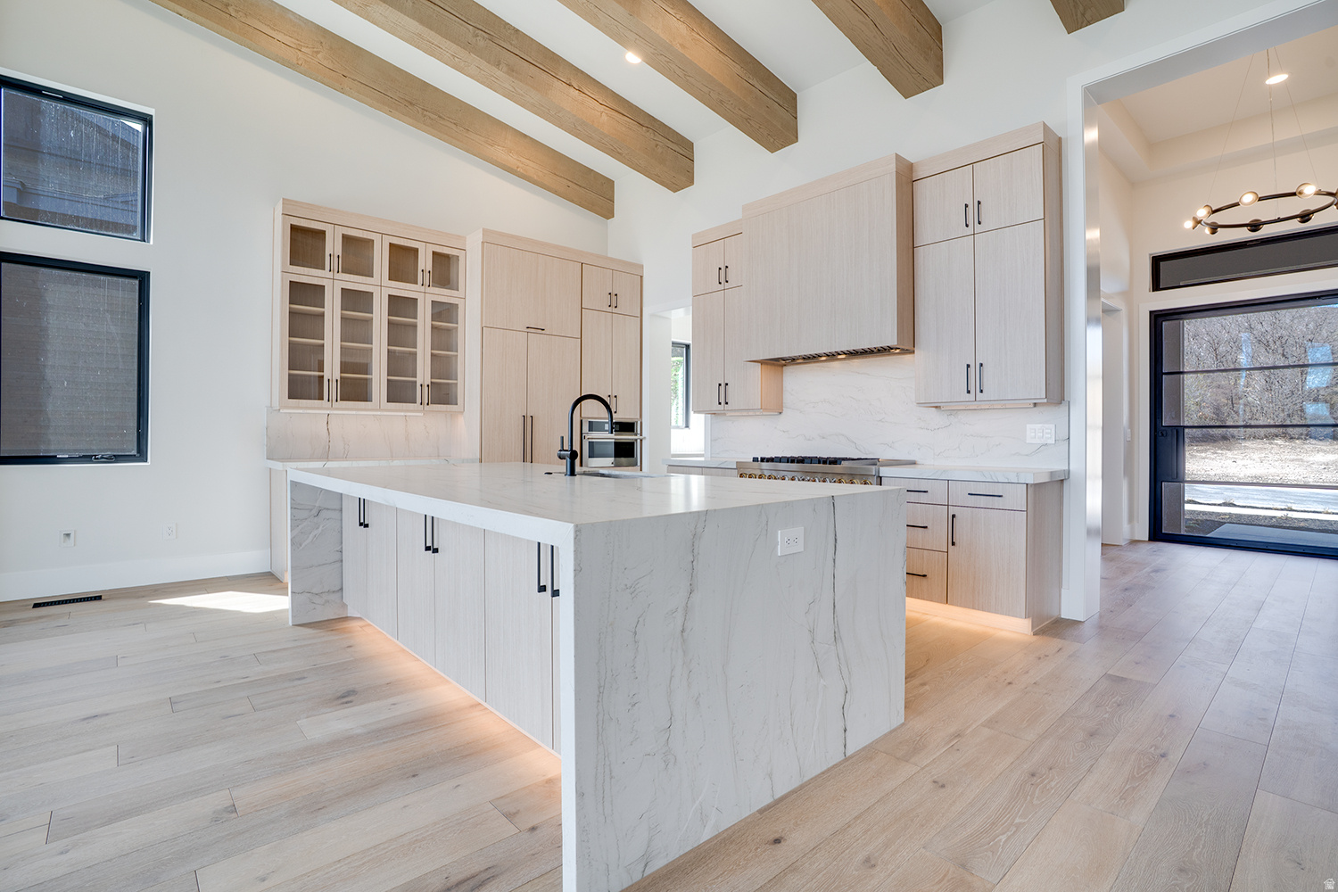 AMANTI LAGO - Residential