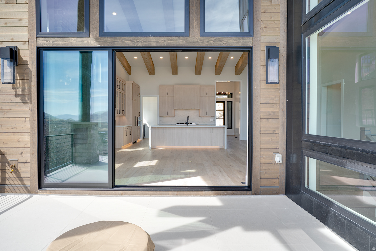 AMANTI LAGO - Residential